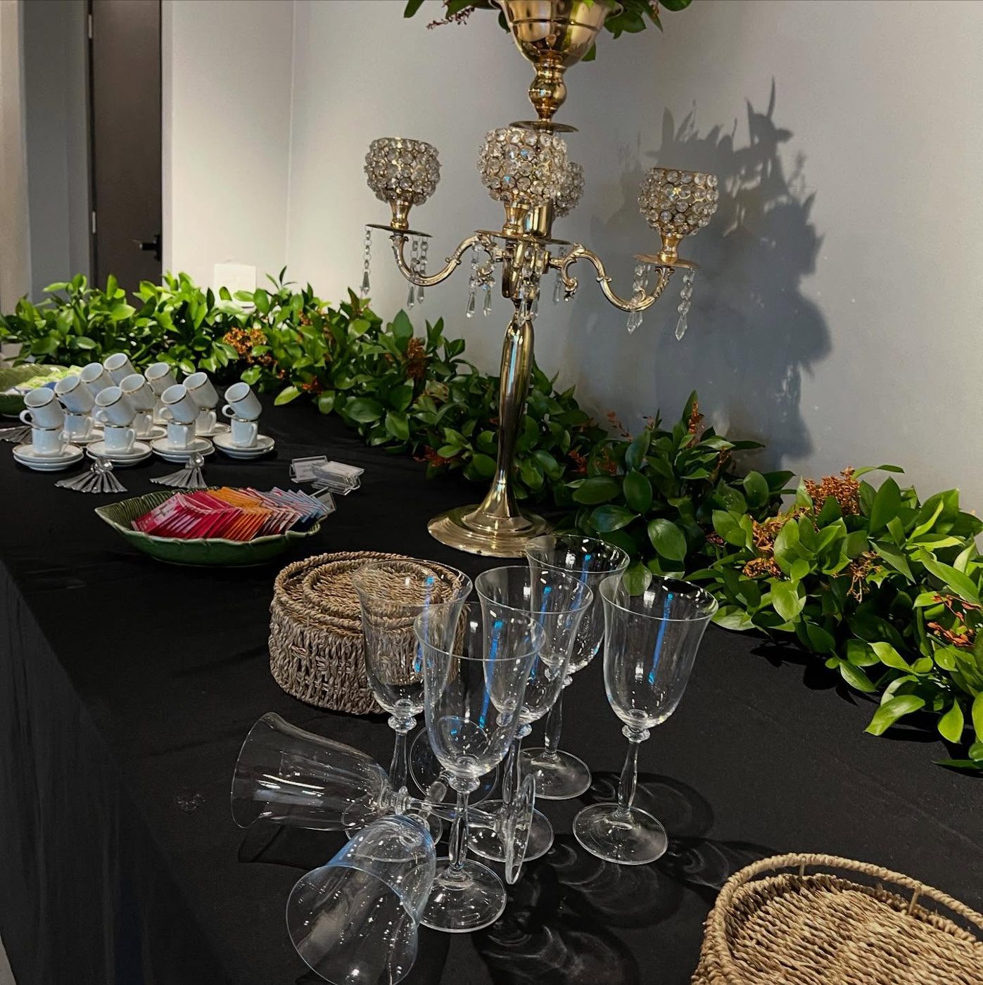 Mesa com candelabro